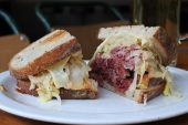 Monty’s Deli